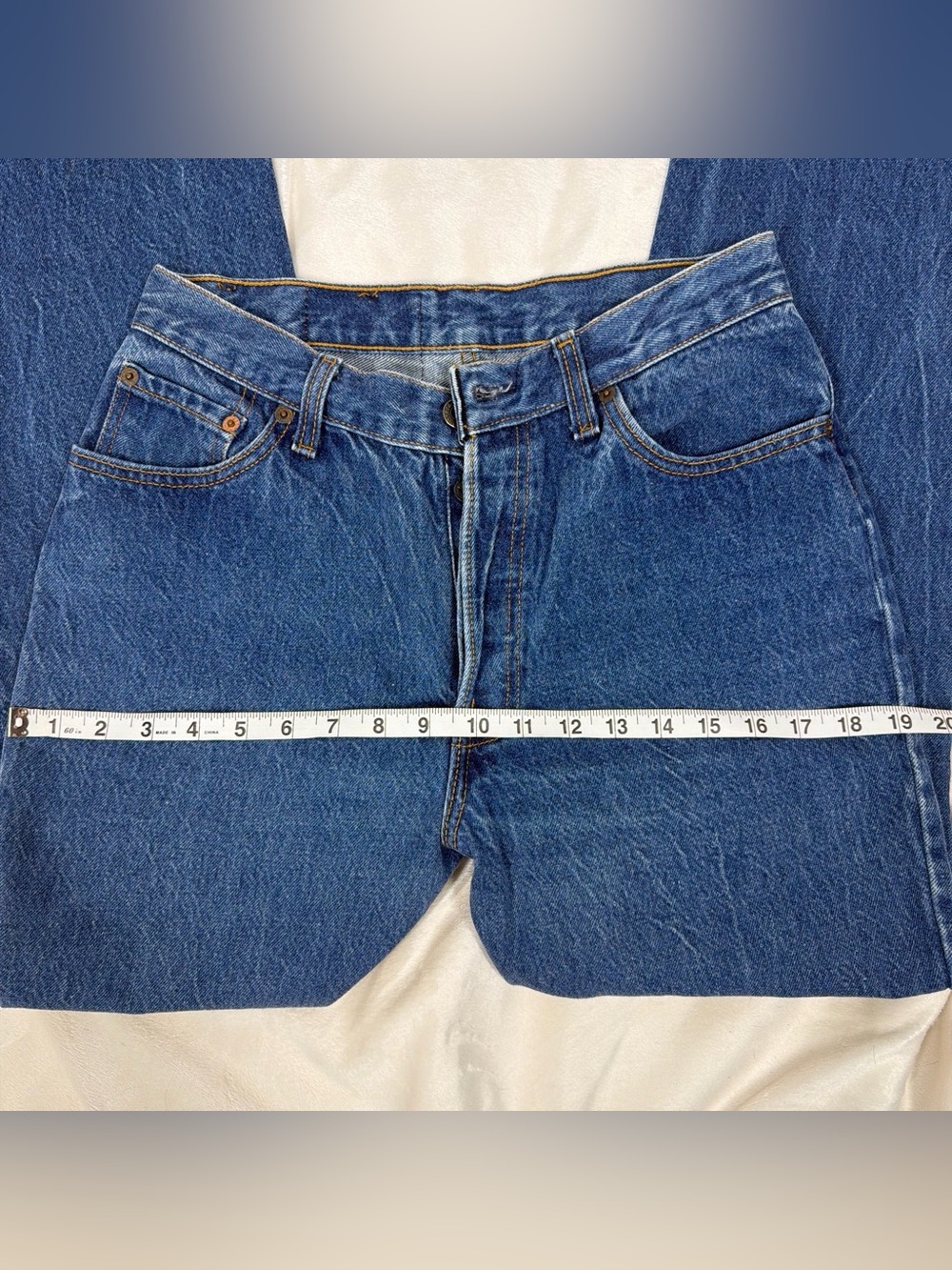 ✨ RARE VINTAGE 1997 MADE IN USA LEVI’S 17501 JEANS ✨ - Picture 7 of 8